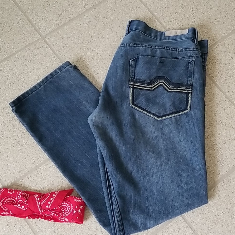F.u.s.a.i. Jean's